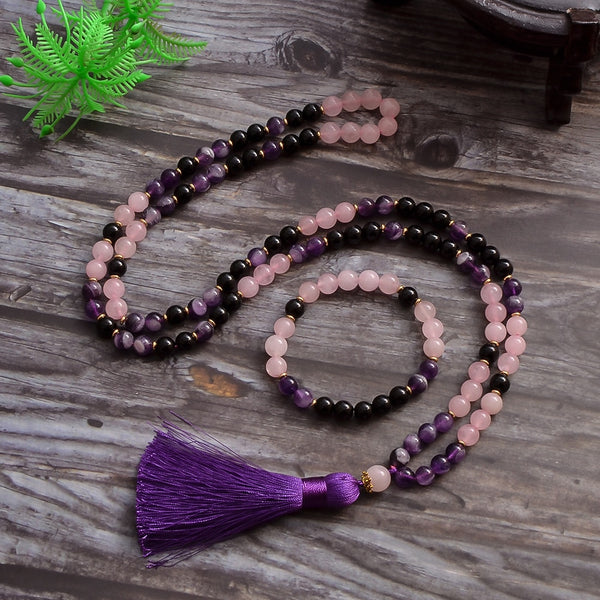 Collar Mala 108 con cuentas de cuarzo rosa, ónix negro y amatista natural de 8 mm