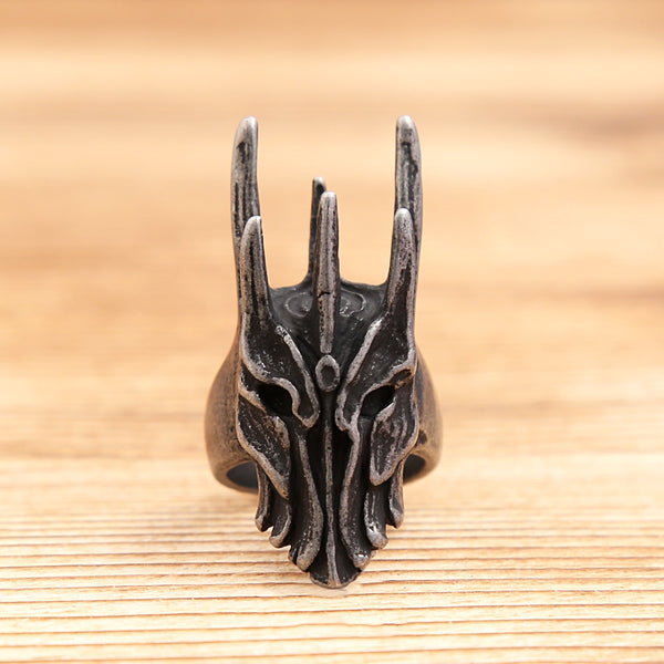 Nuevo anillo vintage de acero inoxidable con el Yelmo de Sauron para hombre y mujer.