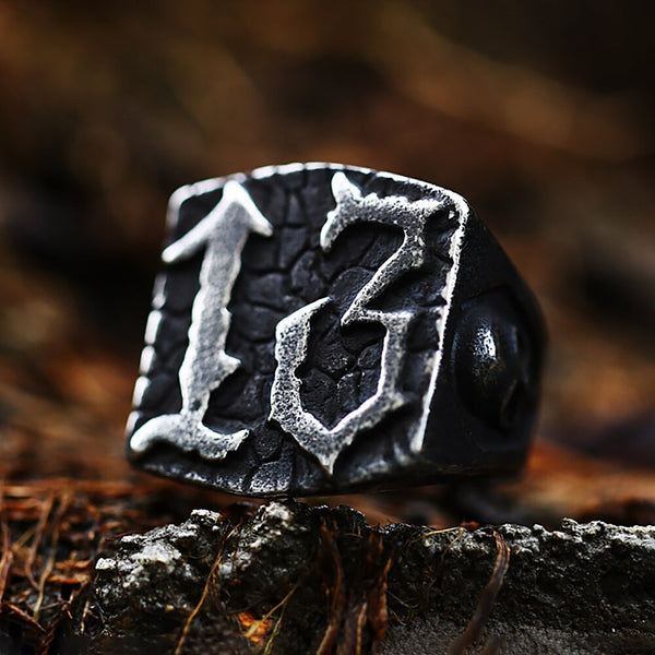 Anillo de acero inoxidable 316L con número de la suerte, diseño vintage, para hombre.