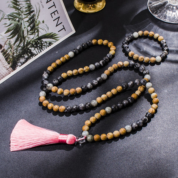 Collar de oración con 108 cuentas de mala de 8 mm y piedras semipreciosas naturales.