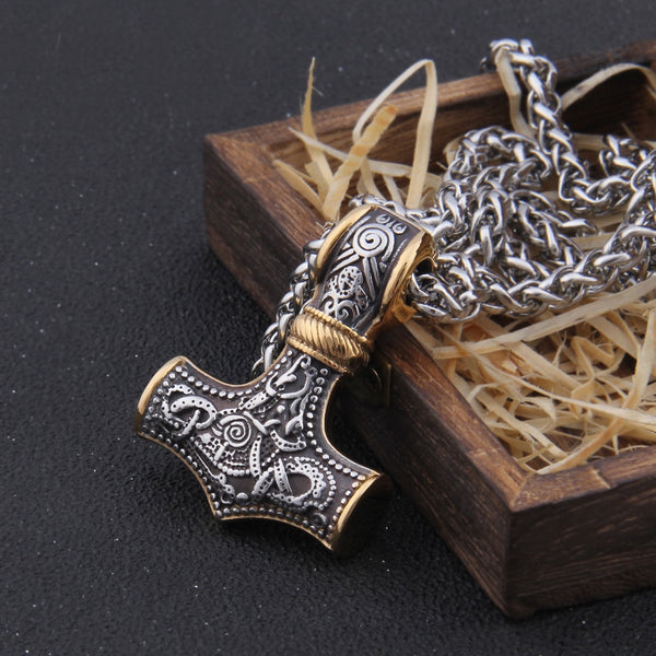 Collar con colgante Mjolnir del martillo de Thor que nunca se desvanece
