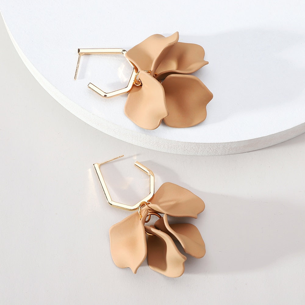 Korean Fashion Acrylic Rose Petals Flower Dangle Earrings For Women