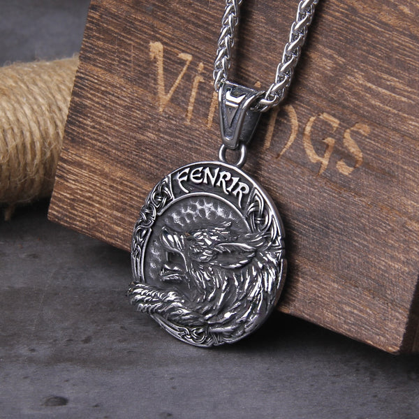 Men Vintage Viking Wolf Pendant Necklace