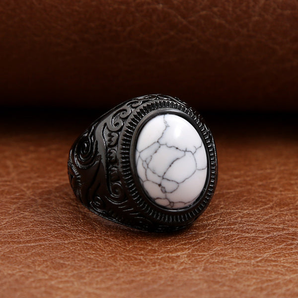 Anillo gótico vintage de piedra blanca para hombres y mujeres, estilo punk, de acero inoxidable tallado, amuleto creativo de moda, joyería, regalos al por mayor.