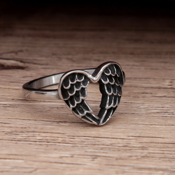 Nuevos y modernos anillos de acero inoxidable con alas de ángel para mujer