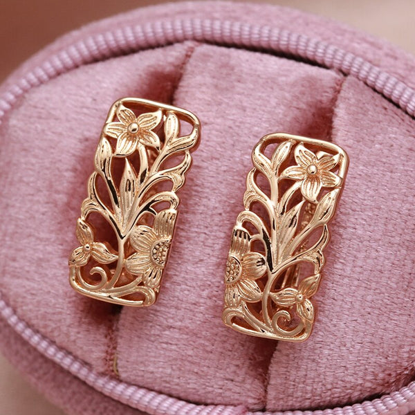 Nuevos pendientes bohemios huecos con flor de oro rosa 585