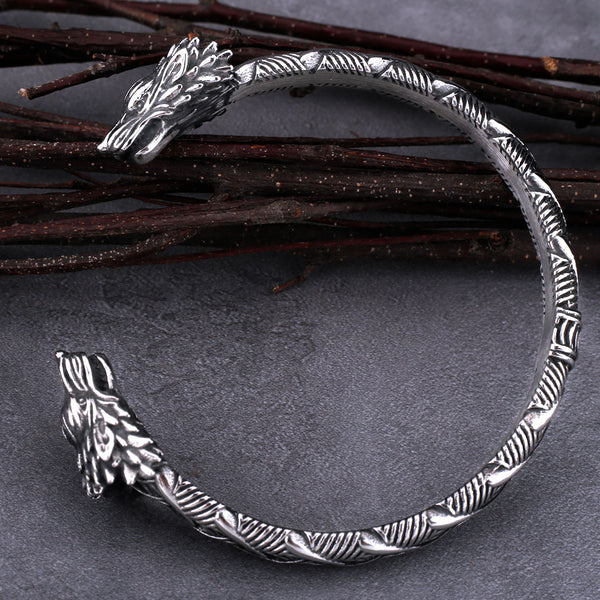 Pulsera vikinga nórdica de acero inoxidable con cabeza de lobo acuático para hombre