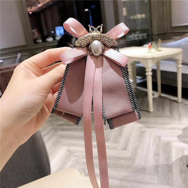 Korean High Grade Ribbon Pink Bow Brooches Bee Bowknot Collar Pins Shirt Necktie Accessories