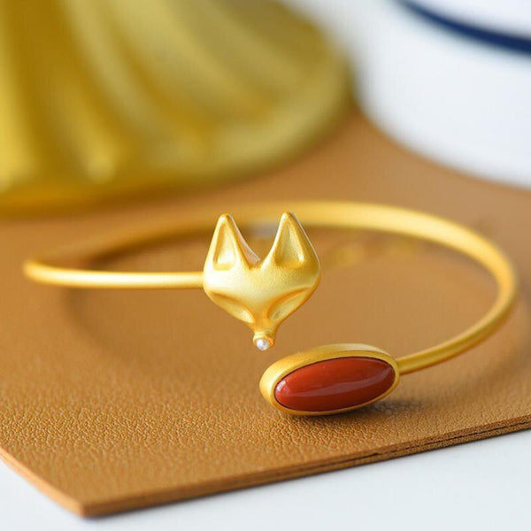 Pulsera original de turmalina roja natural del sur con forma de zorro