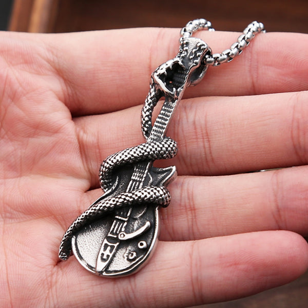 Collar con colgante de serpiente en espiral de guitarra de acero inoxidable estilo punk