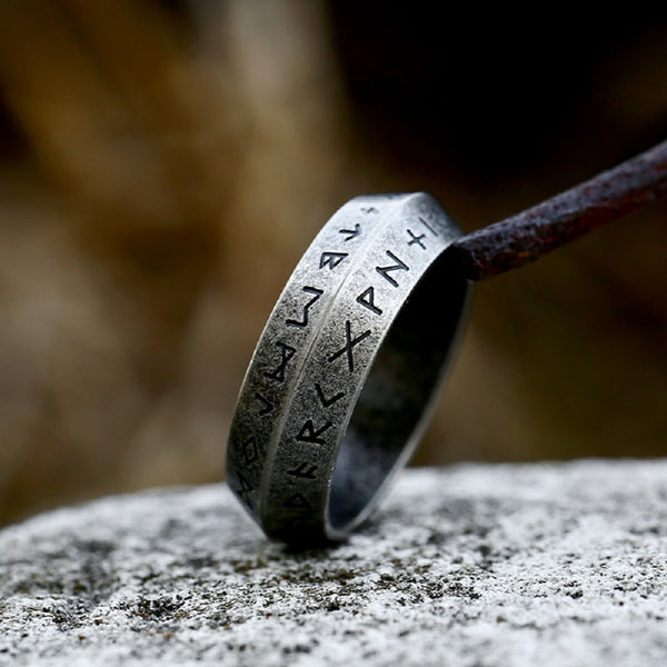 Anillo con runas y amuleto vikingo nórdico de Odín, diseño simple, para hombres y mujeres.