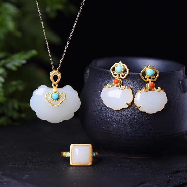 Dije artesanal de oro antiguo único estilo palacio clásico retro para mujer
