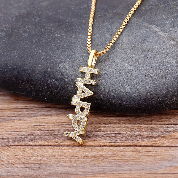 Collares de cadena con placa de identificación bañados en oro con las letras Feliz/Sueño/Amor/Guerrero/Agradecido/Valor/Mamá/Amor