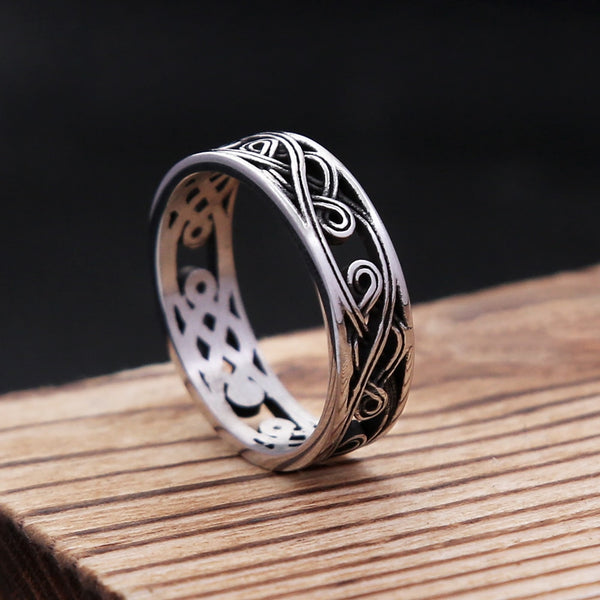 Anillos sencillos de acero inoxidable 316L con diseño hueco para hombres y mujeres.