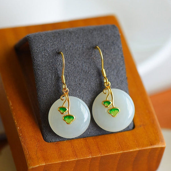 Pendientes de hoja de albaricoque de porcelana esmaltada redonda de jade hetiano natural con incrustaciones de diseño creativo
