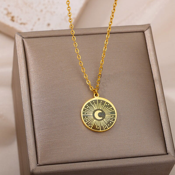 Vintage Round Sun Moon Pendant Necklaces For Women