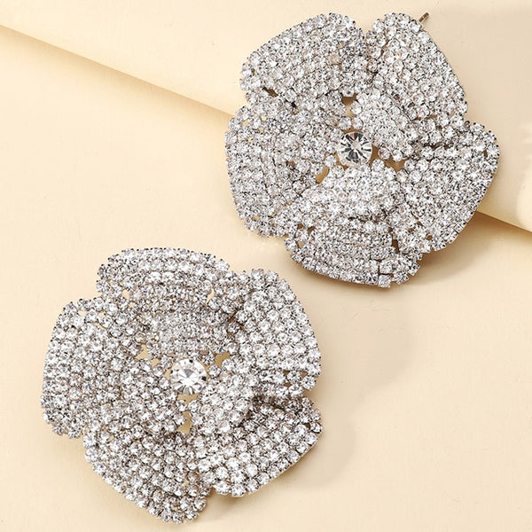 Pendientes grandes con diseño romántico de flores de metal y diamantes de imitación para mujer