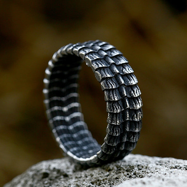 Anillo punk vintage de acero inoxidable con escamas de dragón para hombres y mujeres