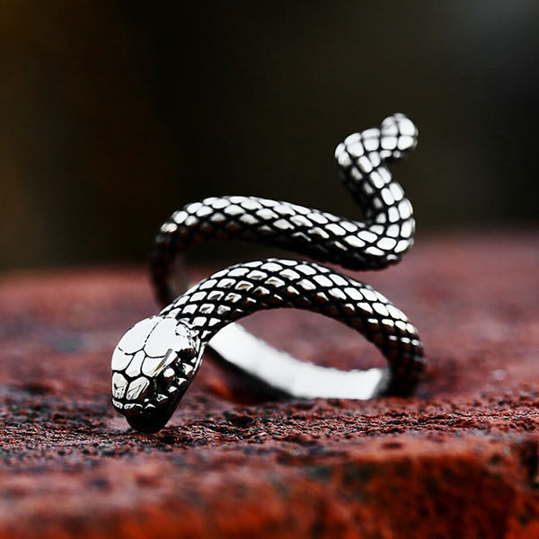 Anillo de serpiente de acero inoxidable estilo punk vintage, estilo gótico, color plata, con diseño de animales.