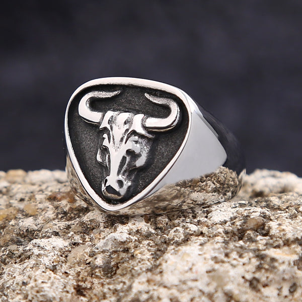Anillo vintage de cabeza de toro de acero inoxidable 316L para hombre y mujer