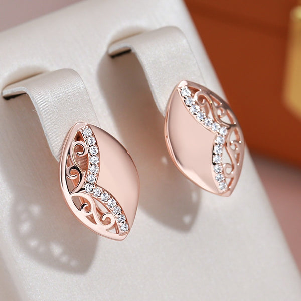 Pendientes vintage ovalados con textura brillante de circonita color oro rosa 585