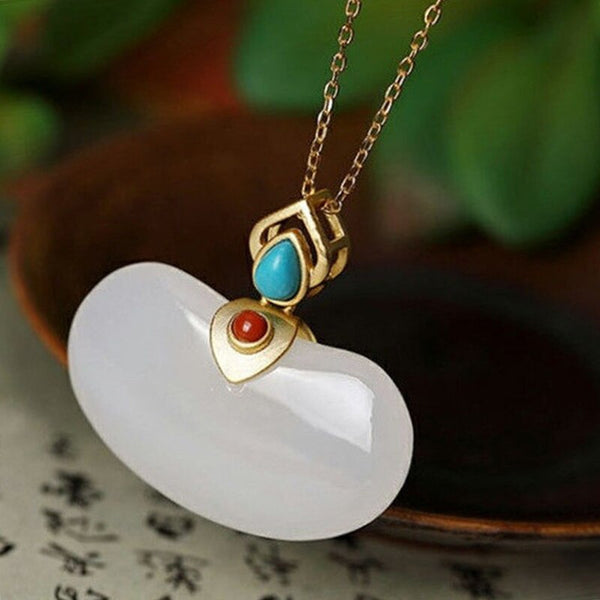 Nuevo collar con colgante de jade hetiano natural con incrustaciones de plata