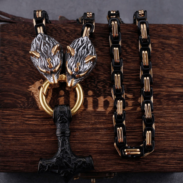 Collar con cabeza de lobo y cadena imperial retro dominante