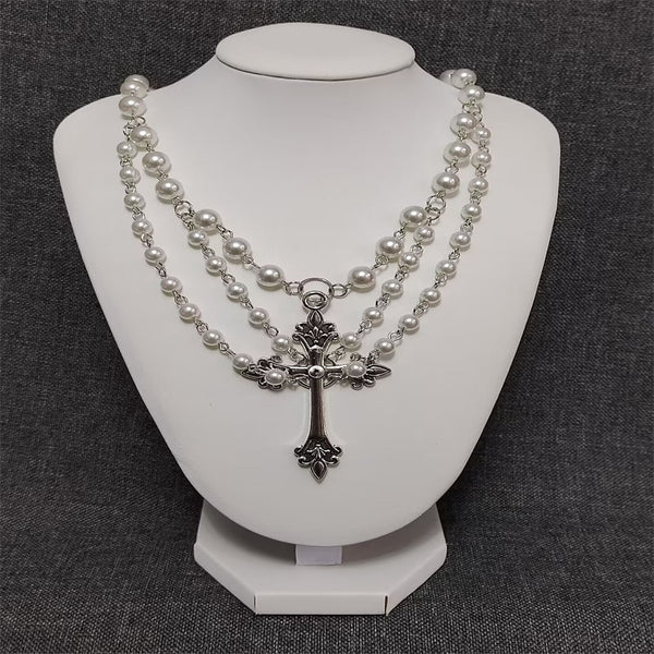 Collar de perlas con cruz grande, estilo victoriano, estilo cottagecore, romántico y perlado.