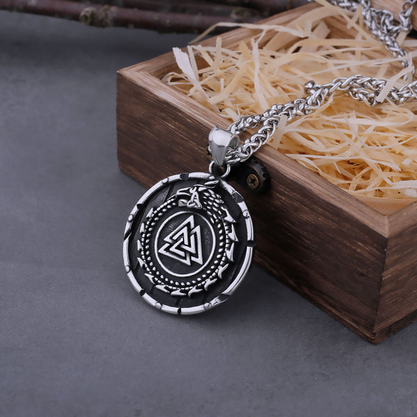 Collar con colgante de Ouroboros de dragón vikingo vintage para hombre