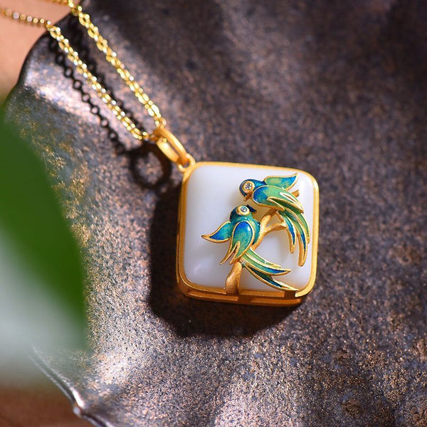 Natural Hetian jade ancient gold craft square enamel porcelain magpie necklace