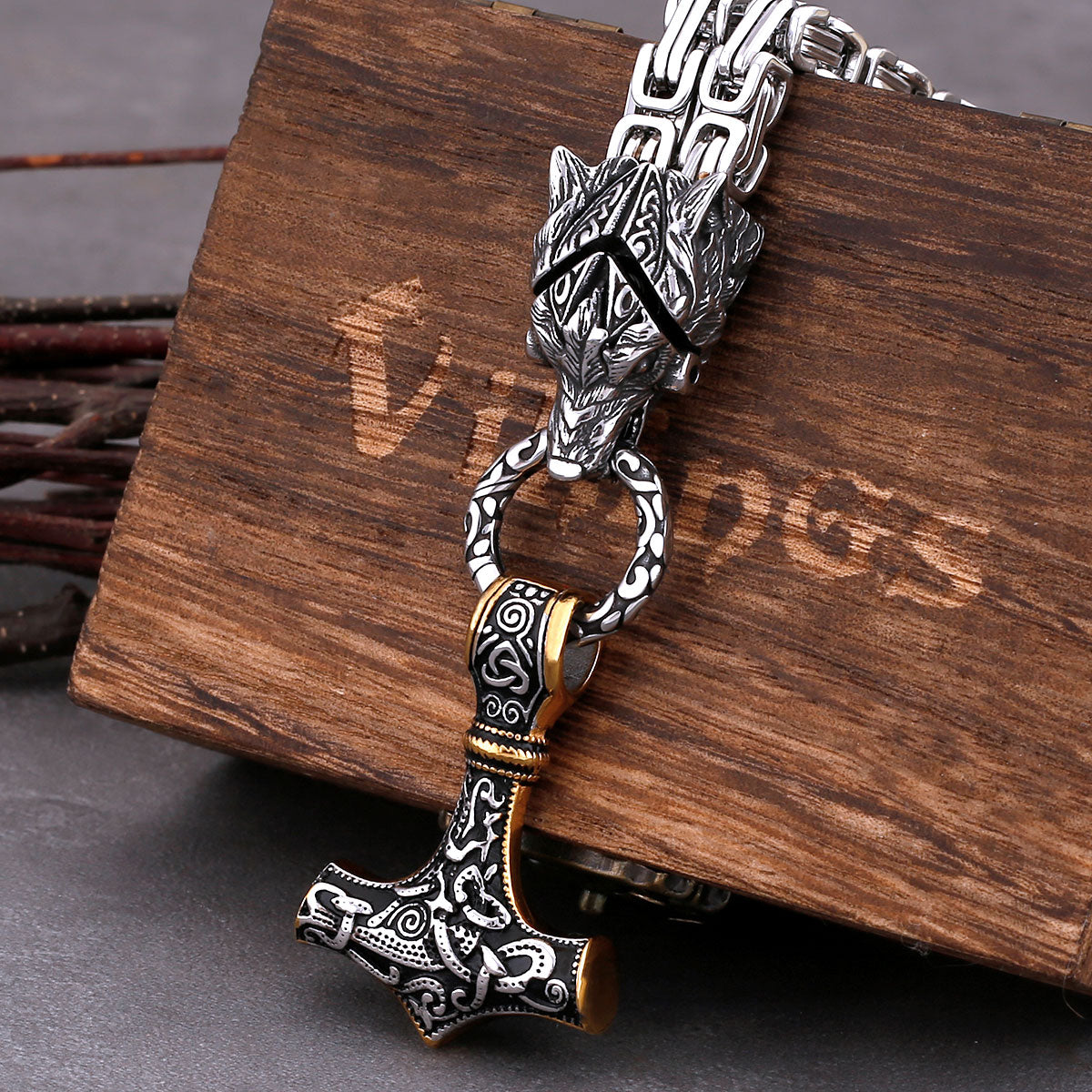 Glamorous Stainless Steel Wolf Head Necklace Viking Creativity Thor's Hammer Pendant