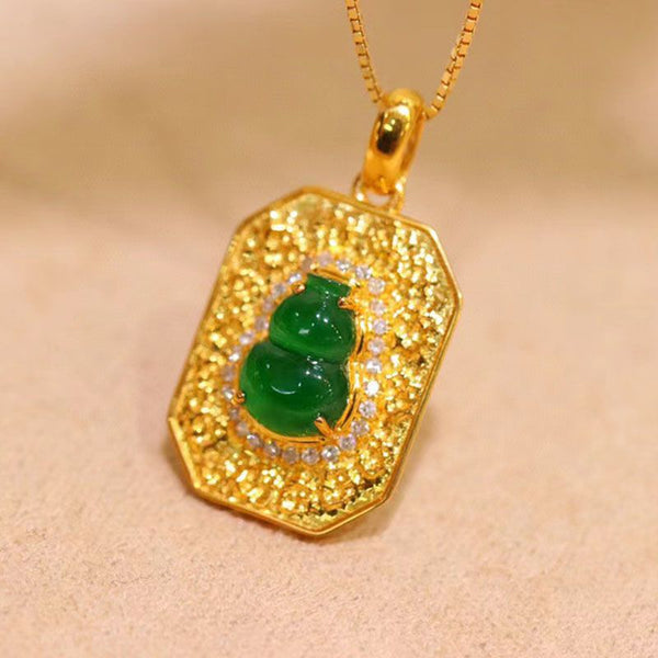 Colgante de collar de calabaza de jade verde natural con incrustaciones de plata de diseño clásico
