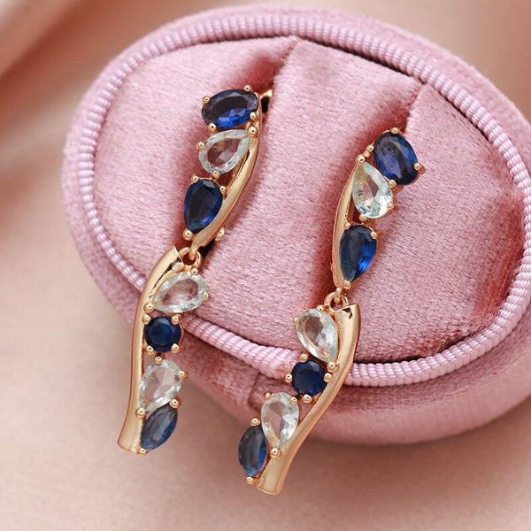 Nuevos pendientes de circonita azul en oro rosa 585
