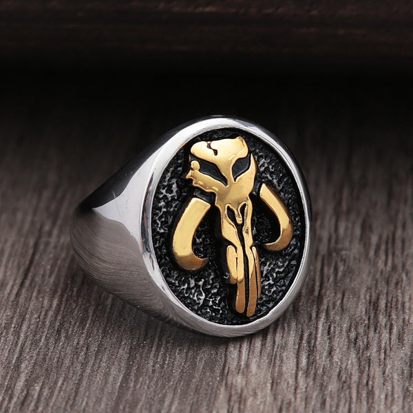 Anillos vintage góticos con calavera alienígena bellamente pulidos para hombre