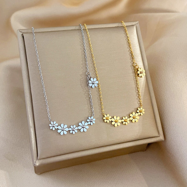 Titanium Steel Not Fade Color Flower Pendant Necklaces for Women