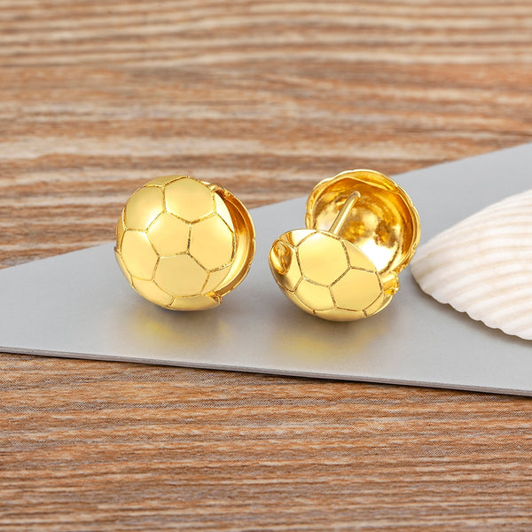 Nuevos pendientes lisos y huecos con forma de C y baño de oro