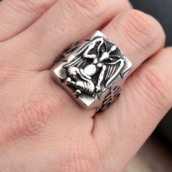Anillo satánico gótico de acero inoxidable con sello de pentagrama de Satán para hombre.