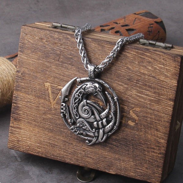 Collar de nudo celta de acero inoxidable, collar vikingo con colgante de cuervo de Odín