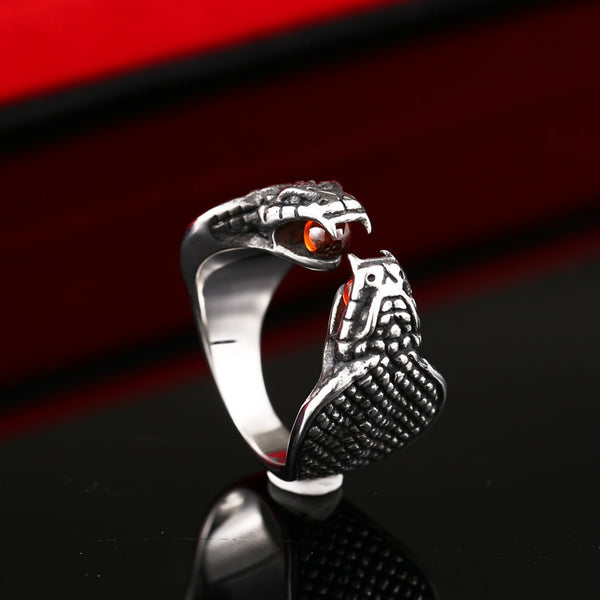 Anillo punk de serpiente con piedra roja para hombre y mujer