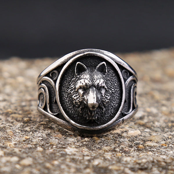 Nuevo anillo creativo con cabeza de lobo vikingo para hombres y mujeres
