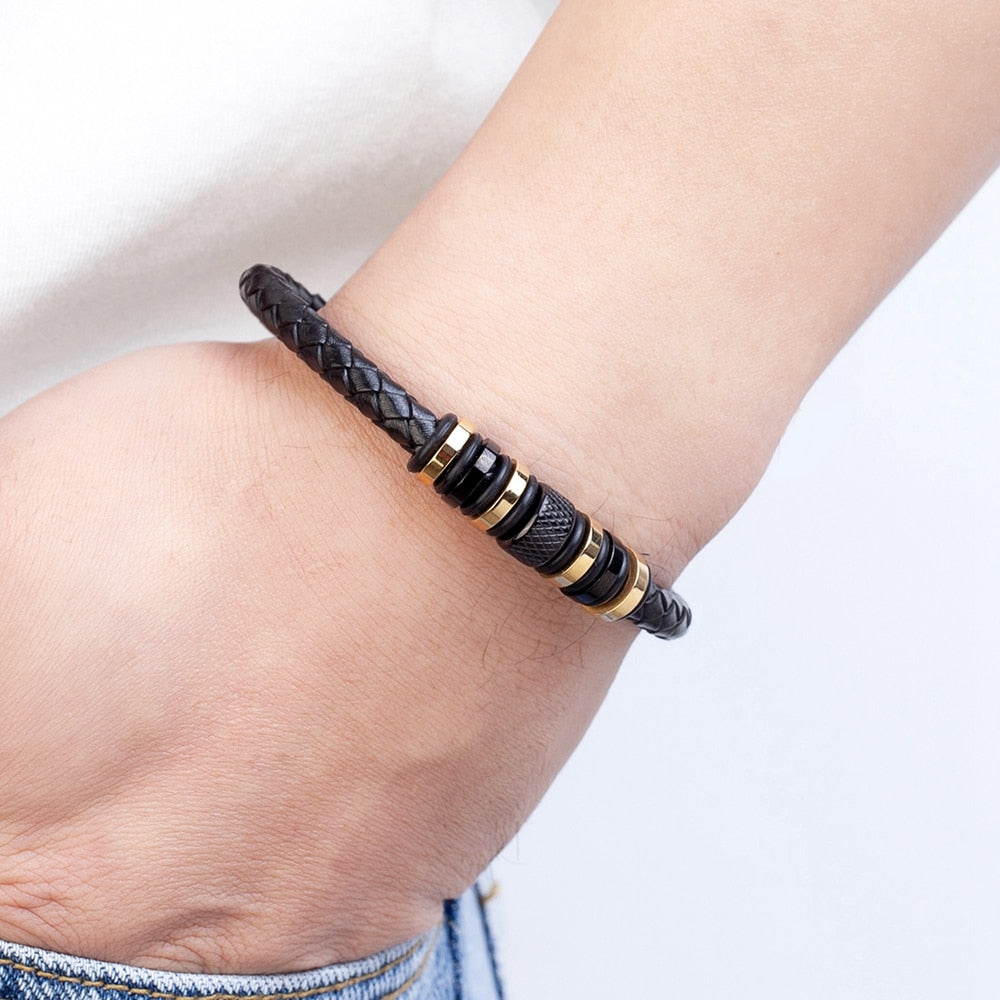 High Quality Braided Hand-woven Black Leather Simple Mens Bracelets