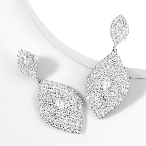 Pendientes geométricos de metal con diamantes de imitación de Pauli Manfi para mujer