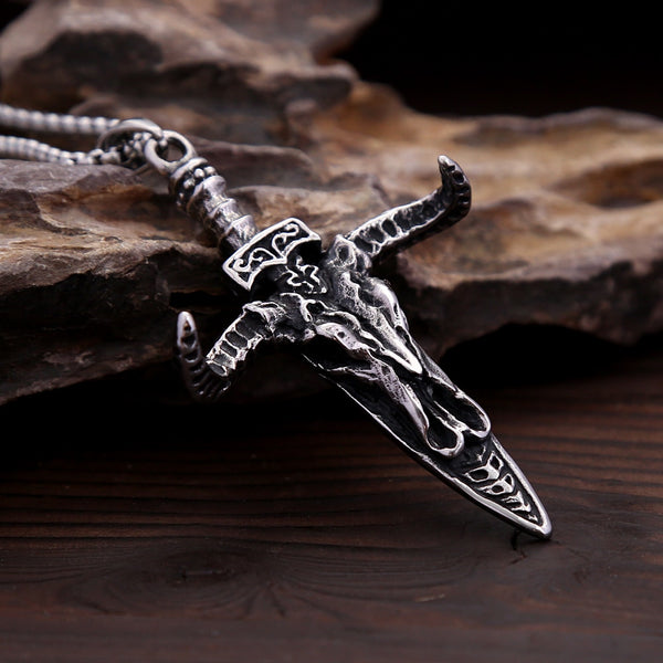 Colgante único vintage de acero inoxidable con forma de calavera de demonio y oveja, estilo punk y espada.