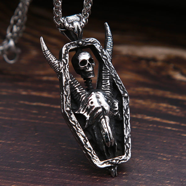 Collar gótico con colgante de calavera y cabeza de cabra de Lucifer y Satanás para hombre