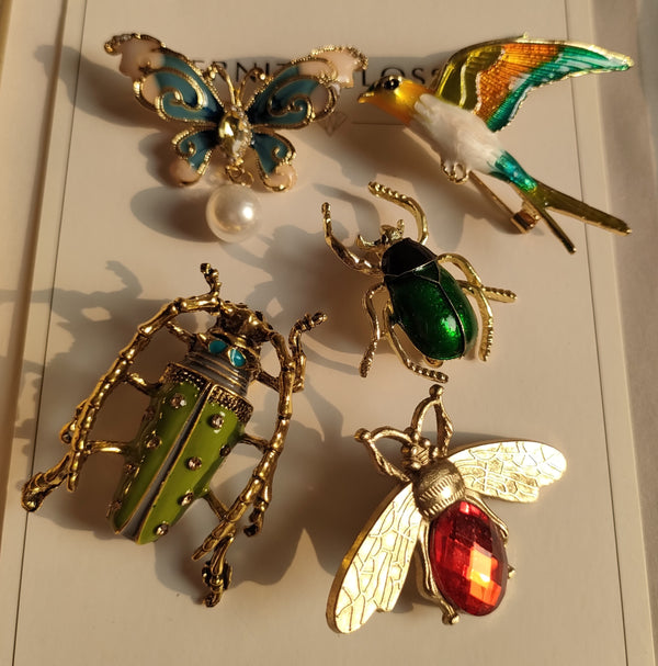 Vintage Bee Beetle Brooches For Women Men Insect Palace Badges Fashion Clothing Coat Brooch