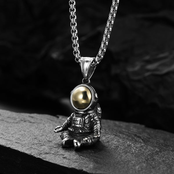 Collar con colgante de astronauta con personalidad punk para hombres y mujeres