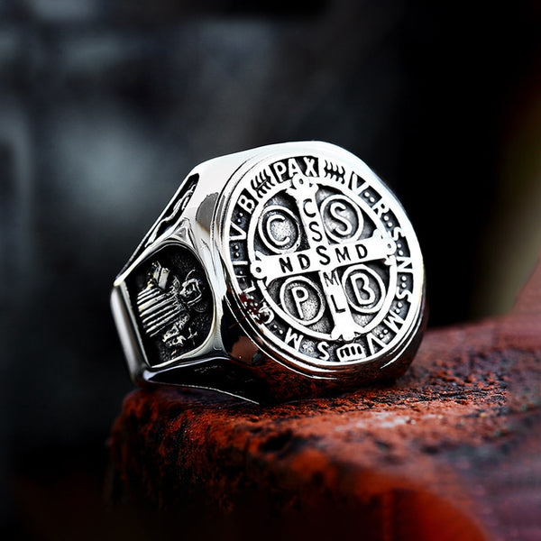 Anillo de cruz religiosa retro de moda para hombre, personalizado, de acero inoxidable, con cabeza de Jesús.