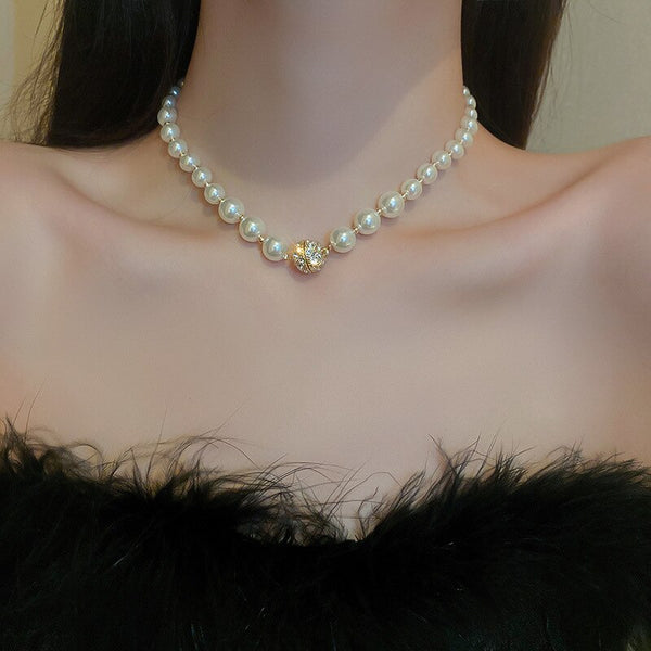 Fashion Classic Imitation Pearl Necklace for Women Shiny Rhinestones Elegant Party Gift