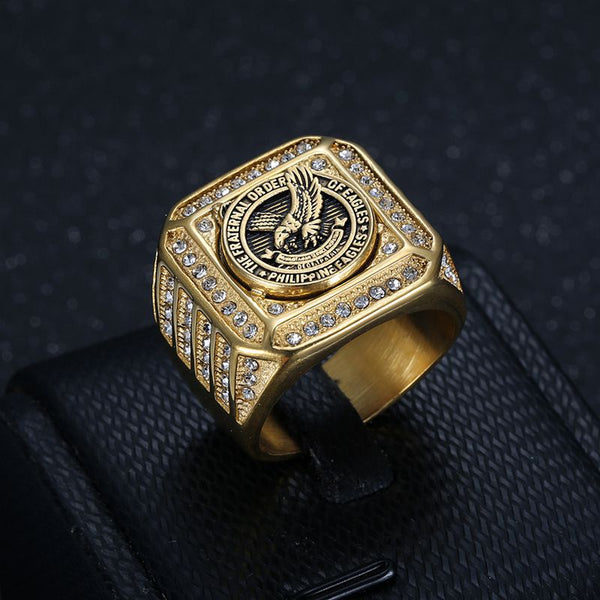 Anillos pesados ​​de acero inoxidable, titanio, circonita de lujo, águila, chapados en oro, estilo hip hop.