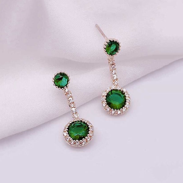 Pendientes de cristal verde esmeralda con incrustaciones de diamantes, originales y de nuevo diseño.
